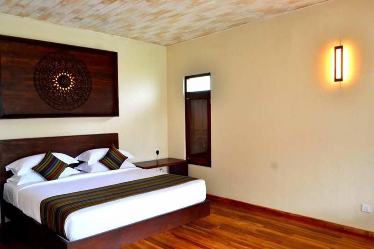 Guru Beach Resort Tangalle Eksteriør billede